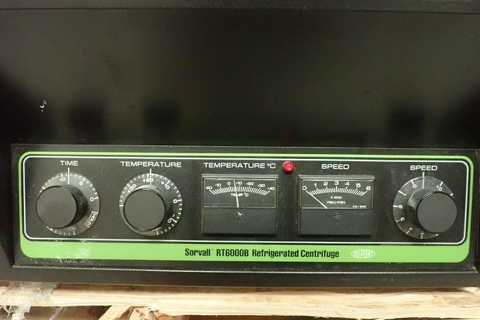 Used Du Pont Sorvall RT6000B Refrigerated Centrifuge with Rotor