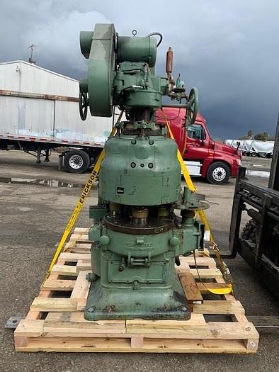 Used Canco 400 Automatic Closing Machine 400