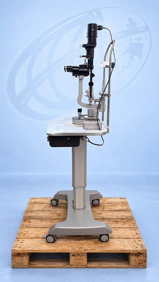 Refurbished 2013 Haag-Streit BM 900 Slit Lamp with Table