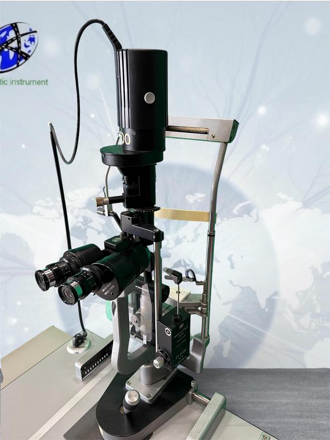 Refurbished Haag-Streit BM900