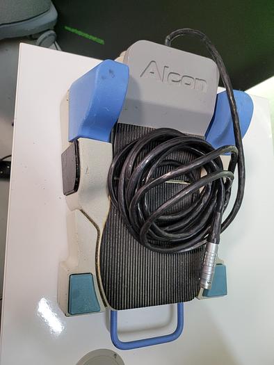 Used 2004 Alcon Accurus 800CS Phacoemulsifier