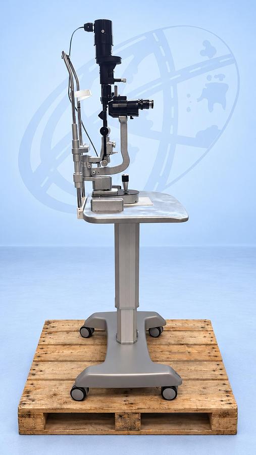 Refurbished 2013 Haag-Streit BM 900 Slit Lamp with Table