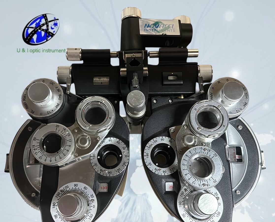 Refurbished Essilor  Novacel