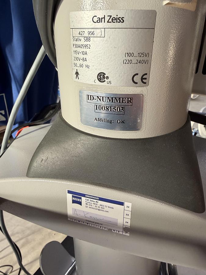 Refurbished ZEISS OPMI VISU 210 with S88 Floor Stand