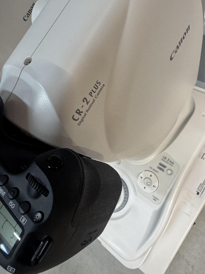 Used Canon CR-2 plus