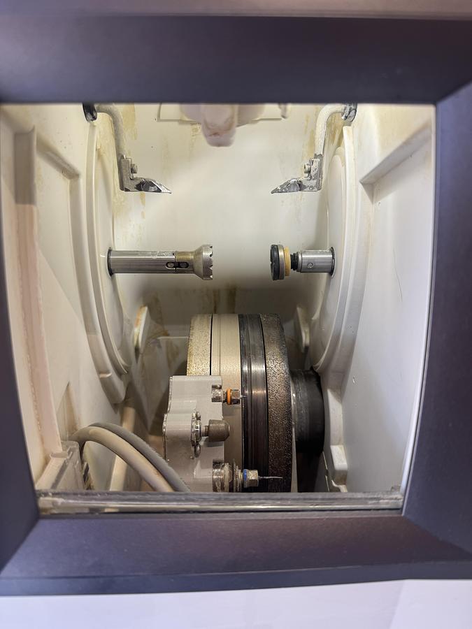 Refurbished 2018 Essilor Mr blue 2.