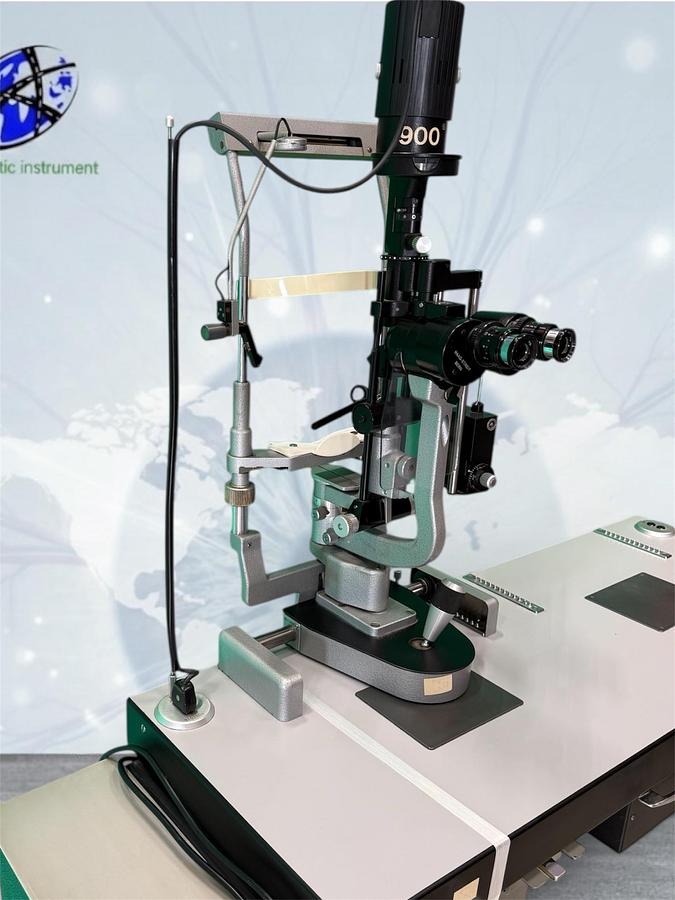 Refurbished Haag-Streit BM900