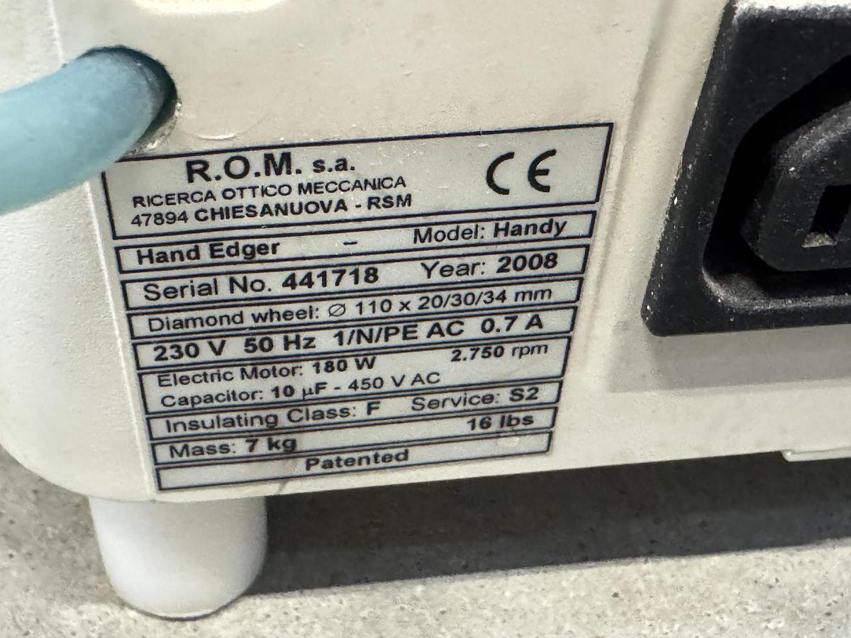 Used R.O.M. Italy Handy