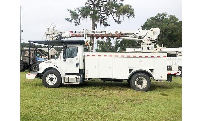 Used Terex Commander C4047 Digger Derrick on 2016 Freightliner M2 106 Reg Cab Utility Truck – G2173