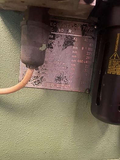 Usato PRESSA MECCANICA 40 TON (1)