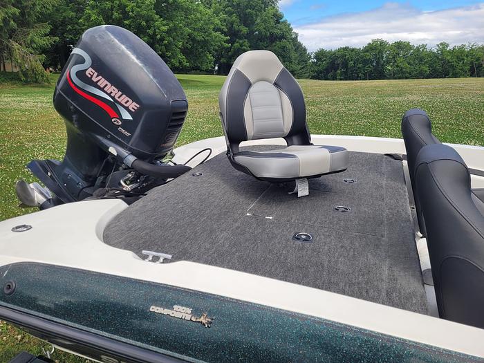 Used 1999 Stratos 283 Vindicator