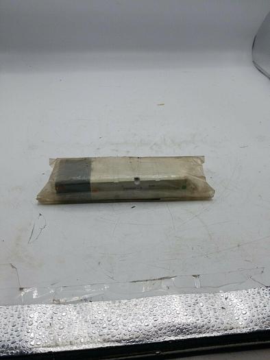 Used Smc VQ4200-5 Pneumatic Solenoid Valve