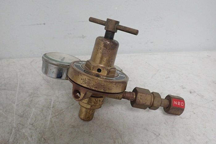 Used Matheson Model 8-320 Dual Gauge Gas Regulator with CGA-320 Fitting