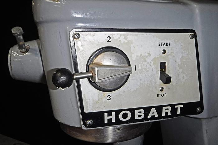 Used USED HOBART® 30-QUART MIXER, MODEL D-300