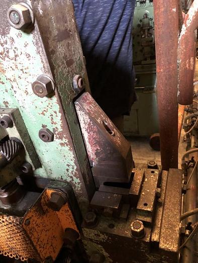 Usato PUNZONATRICE N° 8 OMERA MULTIMATIC 13/45 S