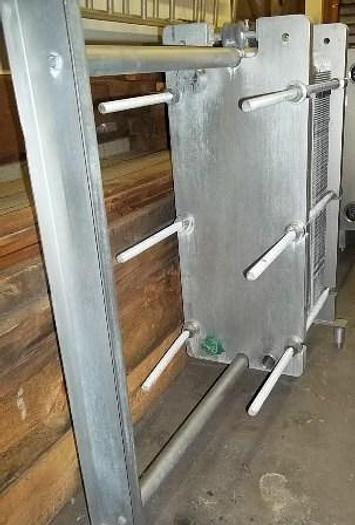 Used MUELLER AT20 DFM-P96 Plate Cooler Heat Exchanger