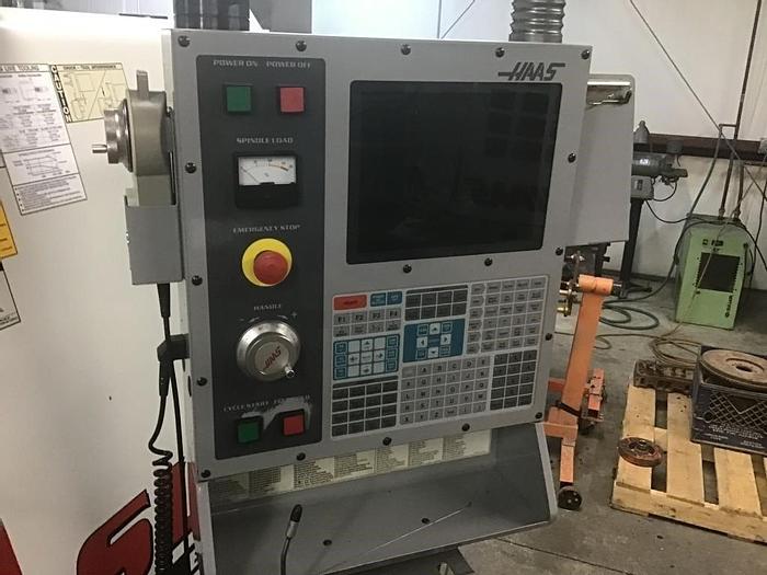 Used HAAS SL-20TB CNC Turning Center with Live Tooling Tailstock & Bar Feeder