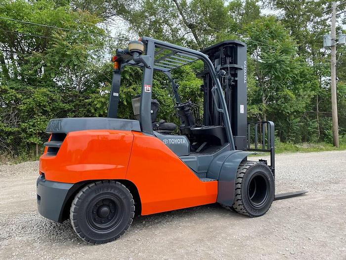 Used 2015 TOYOTA 8FD45U