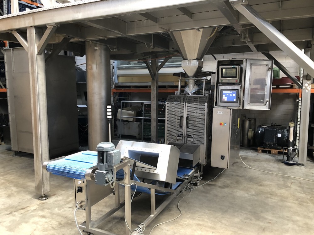 Used Complete weighing and packing line