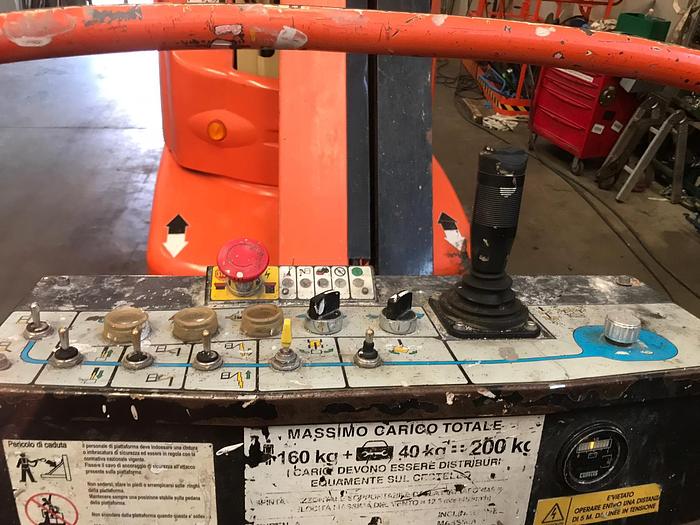 Usato 2011 JLG TOUCAN 12.10