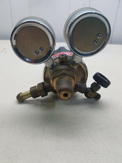 Used Matheson 8L-580 Gas Delivery Pressure Regulator w/Gauges torch ect