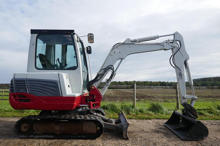 Used 2012 TAKEUCHI TB228