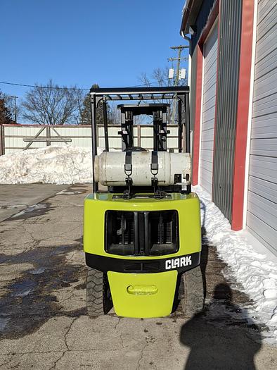 Used 1999 CLARK CGP 25