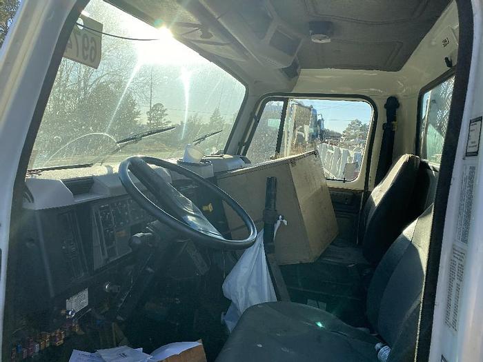 Used 1999 INTERNATIONAL 4700