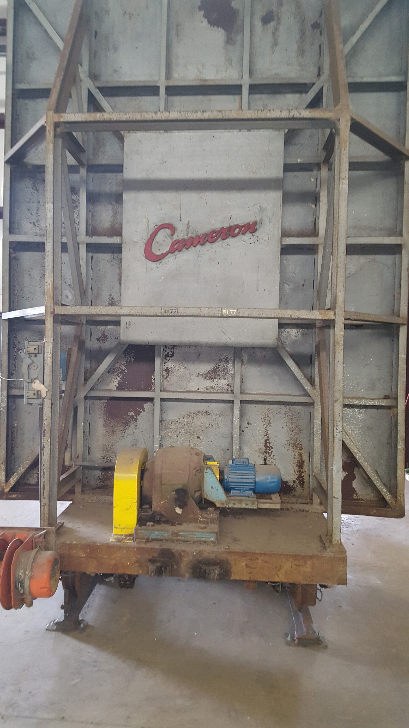 Used MAXON FURNACE INSIDE