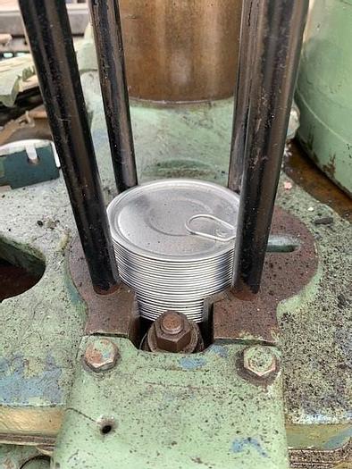 Used Canco 400 Automatic Closing Machine 400