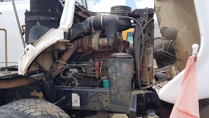 Used 1980 MACK DM600 Twin Steer Heavy Duty Oilfield Pump / Kill Truck