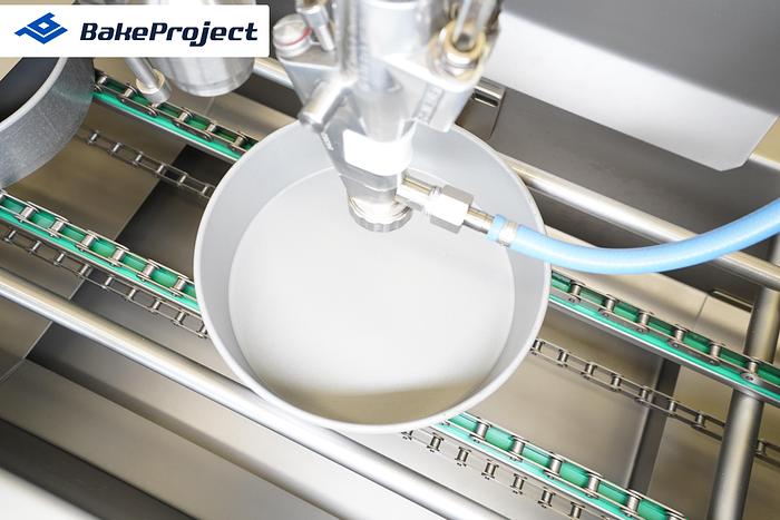 Oil spraying machine