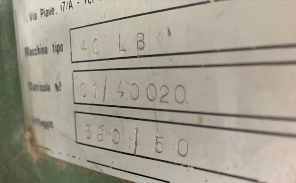 Usato Levigatrice per elementi marca Tagliabue a 2 nastri per lato