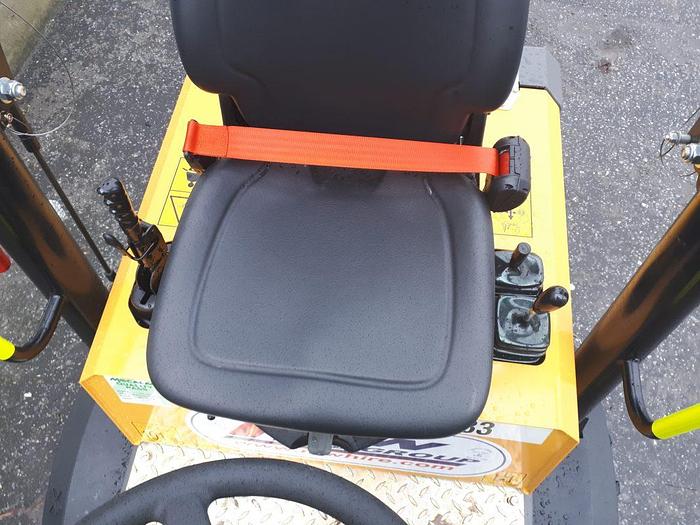 Used 2 TONNE SWIVEL