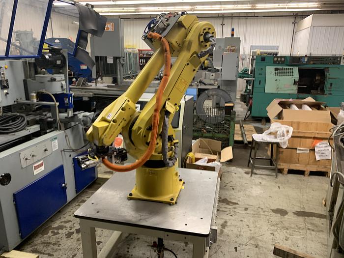 Used FANUC M16iB/10L WITH RJ3iC (R30iA) CONTROLLER