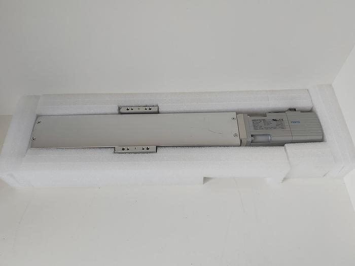 Servomotor + Elektroschlitten, EMMS-AS-70-M-LS-RMB + EGSK-46-200-10P, Festo gebraucht-Top