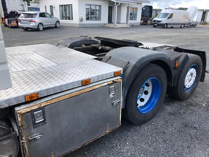 Used 2004 DAF 95 XF 480 6x2 MANUAL EURO 4