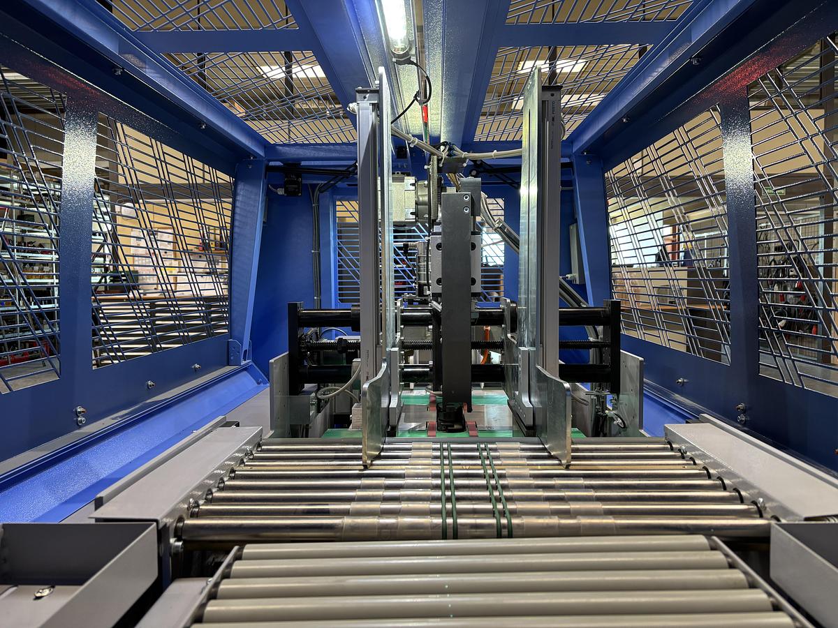 Used Müller Martini book stacker BLSD 650 (2025)