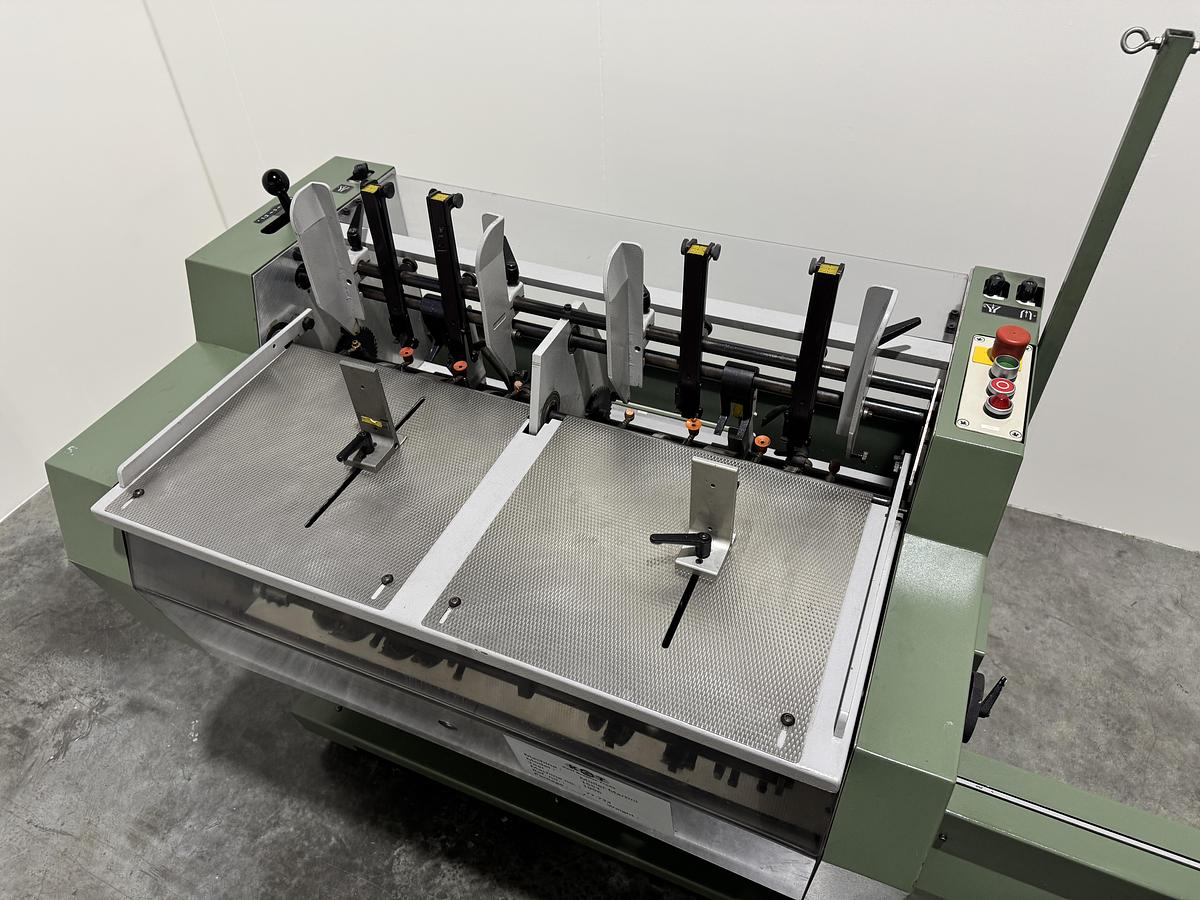 Used Müller Martini signature feeder 1551 (1996)