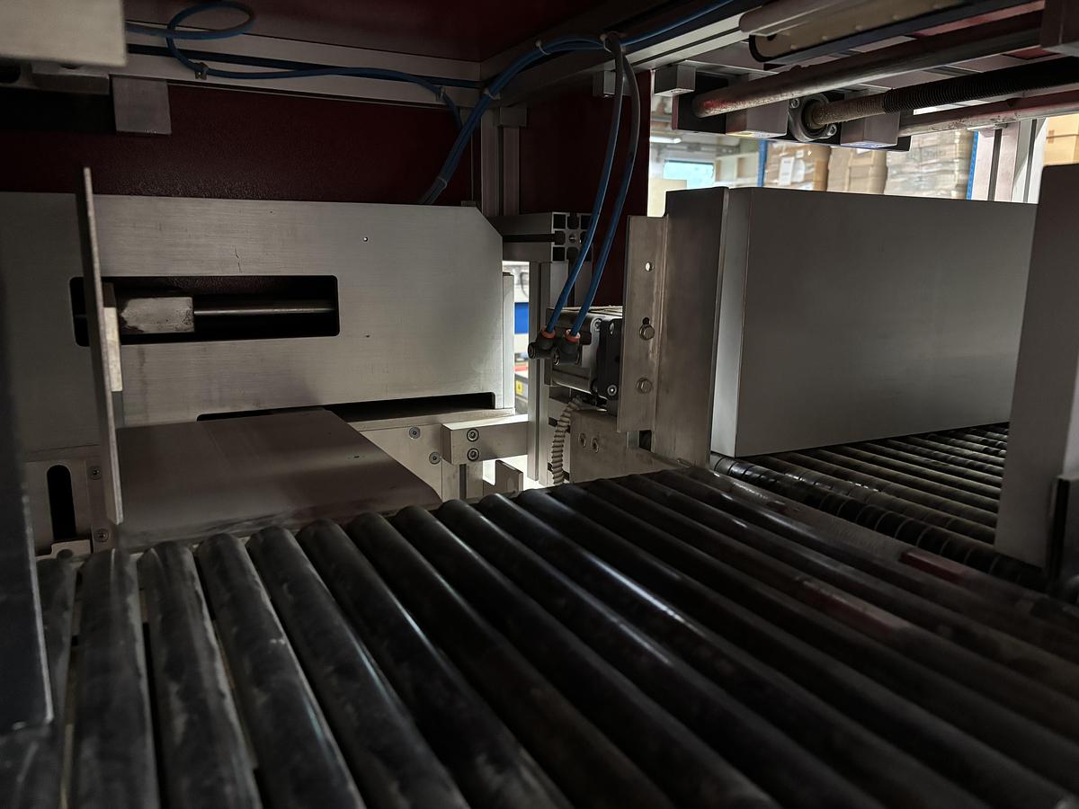Used Solema book block feeder, FastBook (2000)