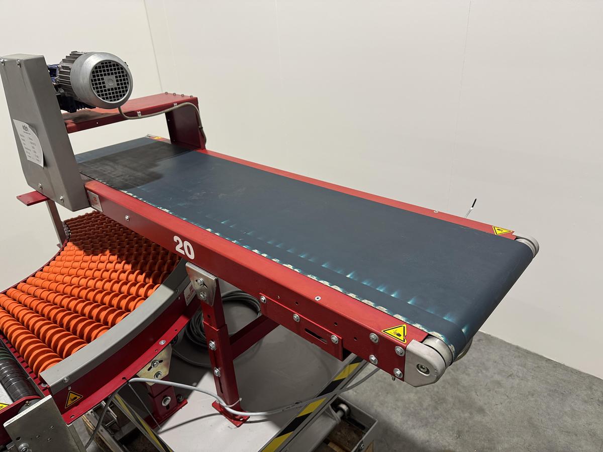 Used Solema Straight and 90° conveyor system, with lifting table (no2)