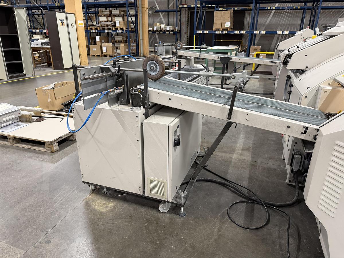 Used Meccanotecnica sewing machine Aster 220 SAO (2005)