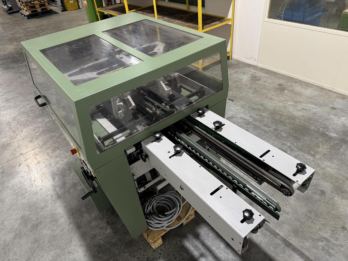 Used Müller Martini trimmer 1522 (1996)