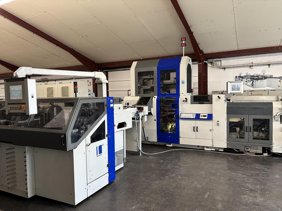 Used Kolbus hard cover book line BF 527 + FE 604 + DS 391 (2004)