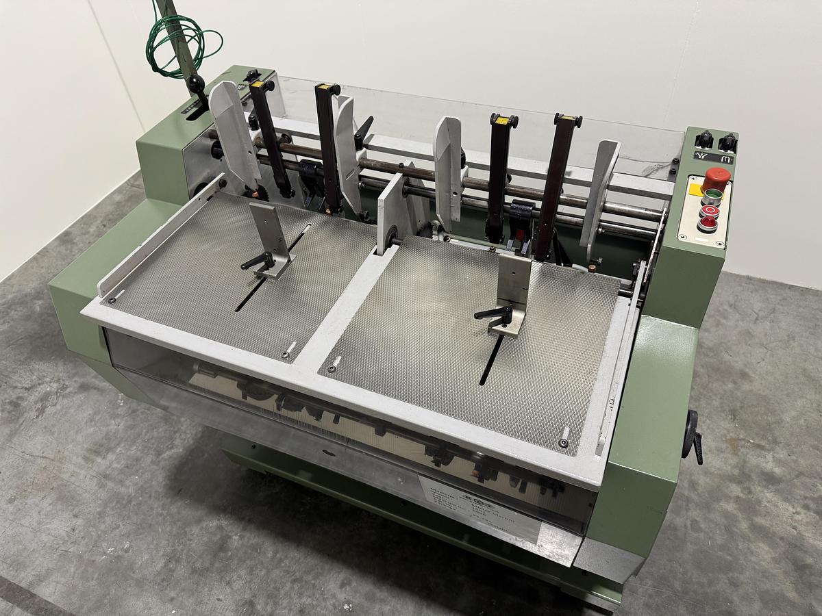 Used Müller Martini signature feeder 1551 (1996)