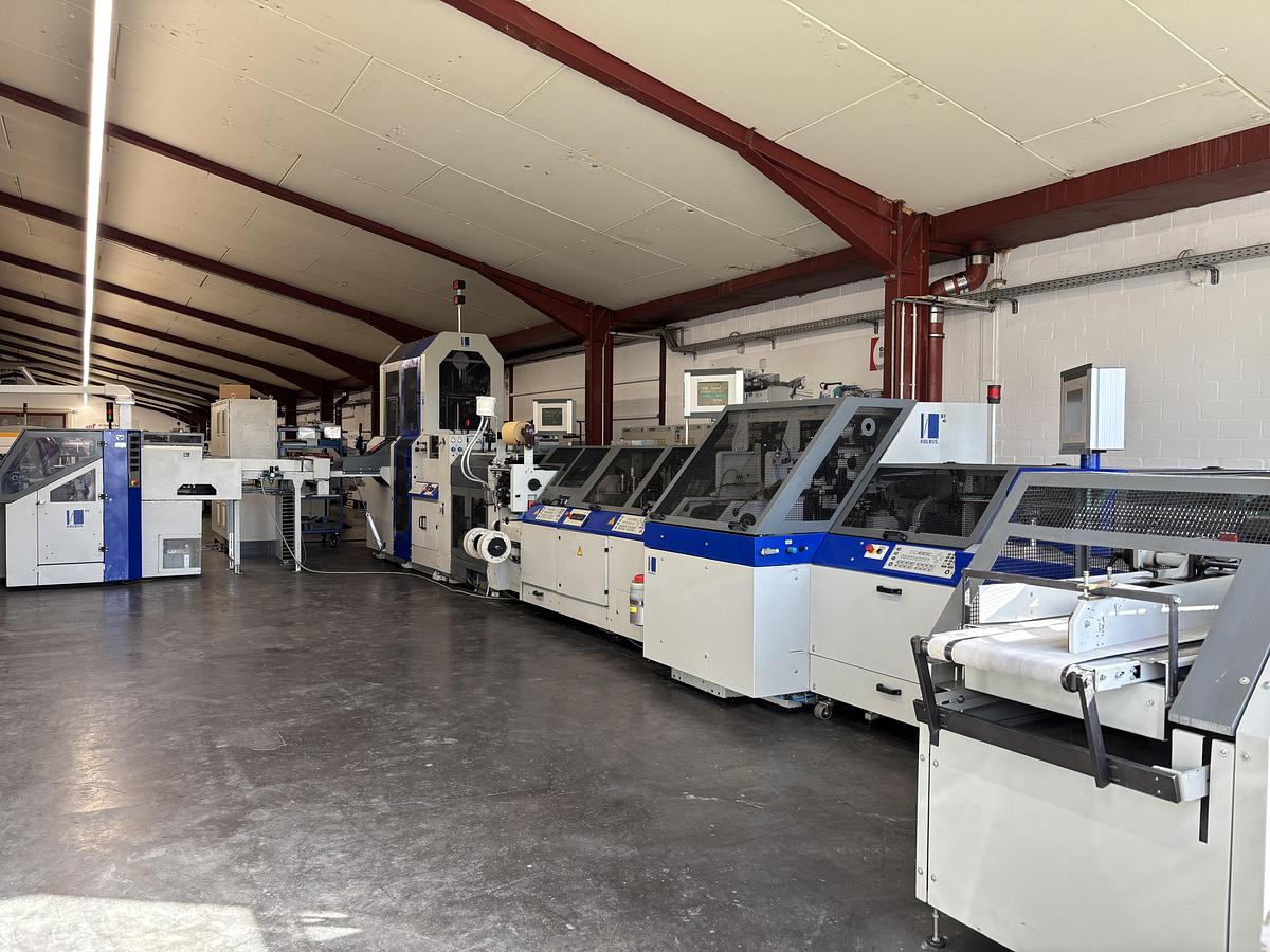 Used Kolbus hard cover book line BF 527 + FE 604 + DS 391 (2004)