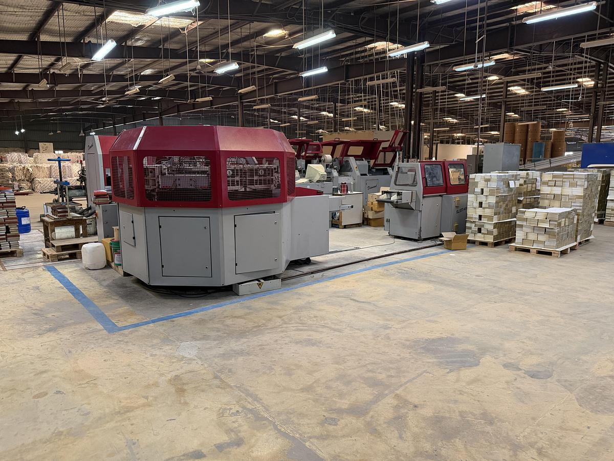 Used Müller Martini - VBF hard cover book line Diamant (2001)