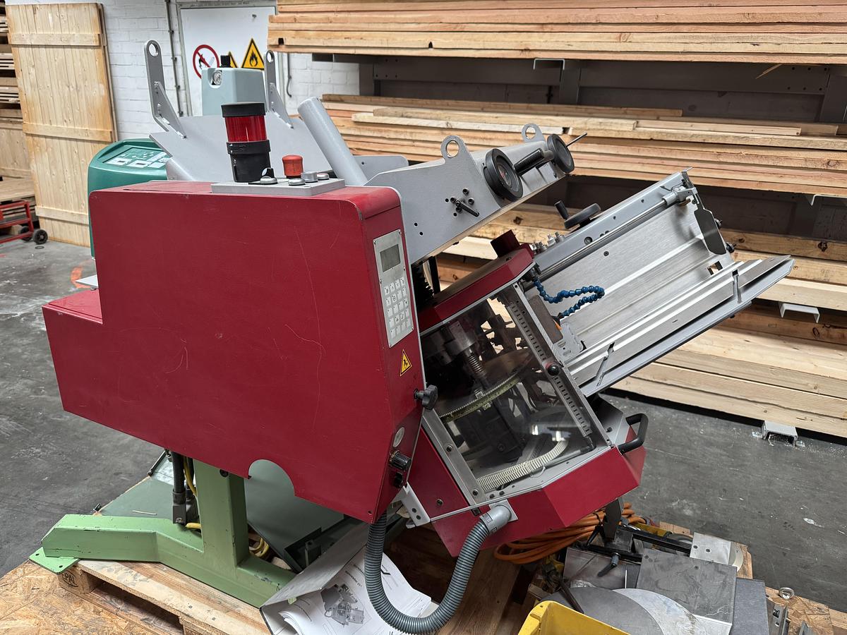 Used Müller Martini Cardgluer 423.0420 (2006)