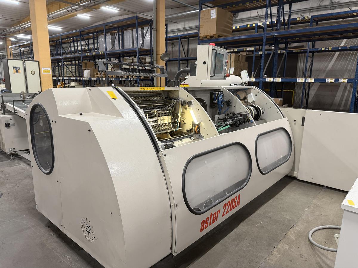 Used Meccanotecnica sewing machine Aster 220 SAO (2005)