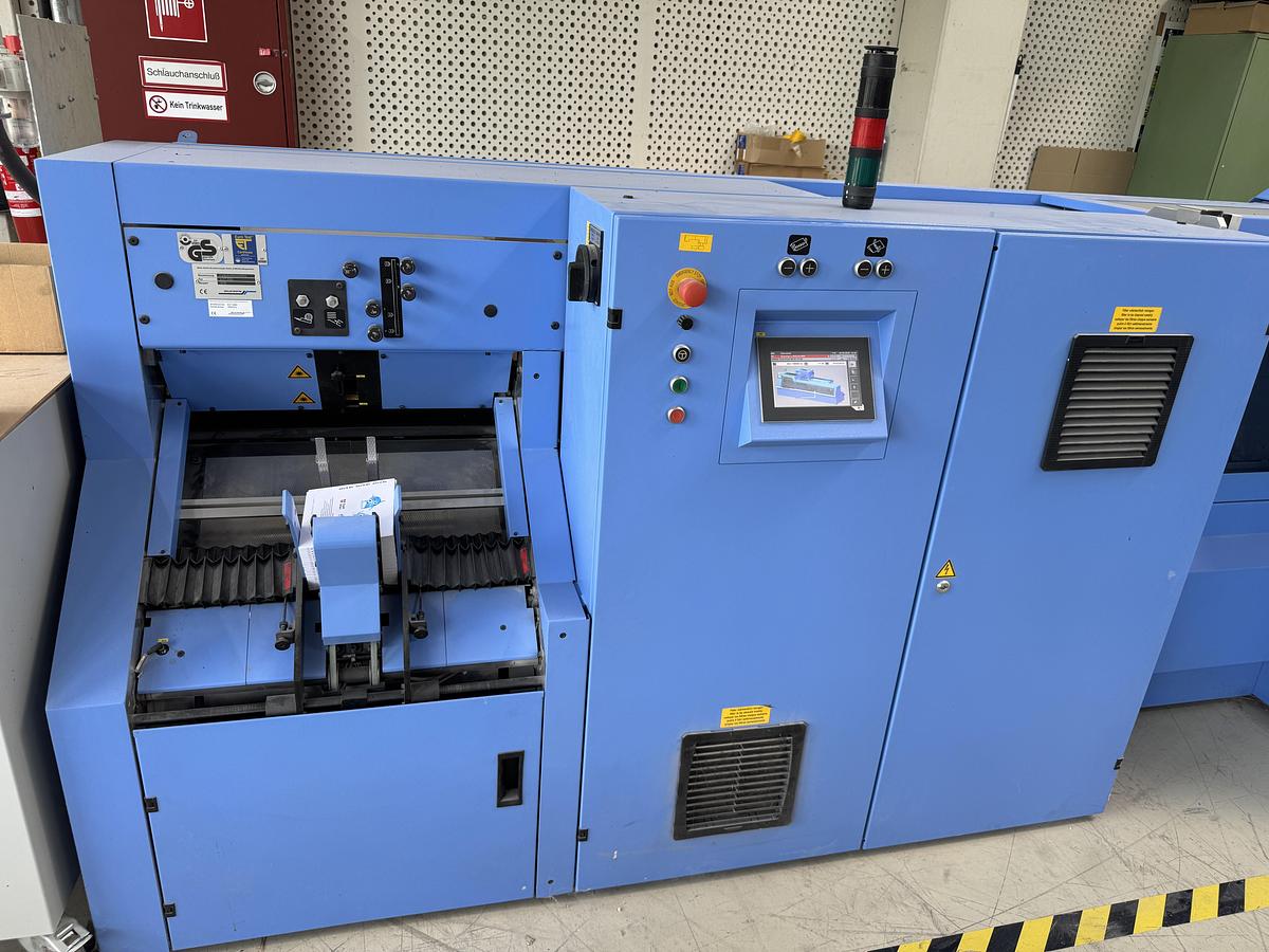 Used Müller Martini sewing machine Ventura MC 200 (2016)